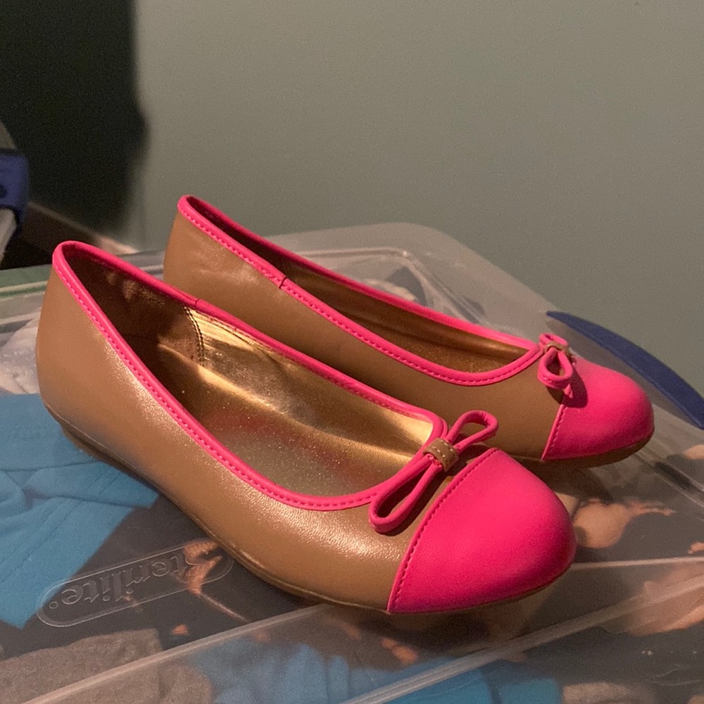 Girls Candie’s Dressy Shoes Size 1, Pink/Tan